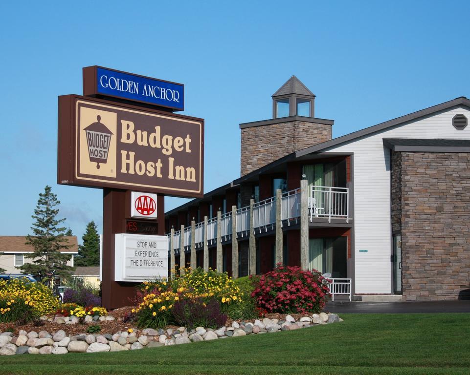 Budget Host Inn & Suites Saint Ignace Esterno foto