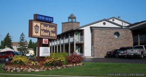 Budget Host Inn & Suites Saint Ignace Esterno foto
