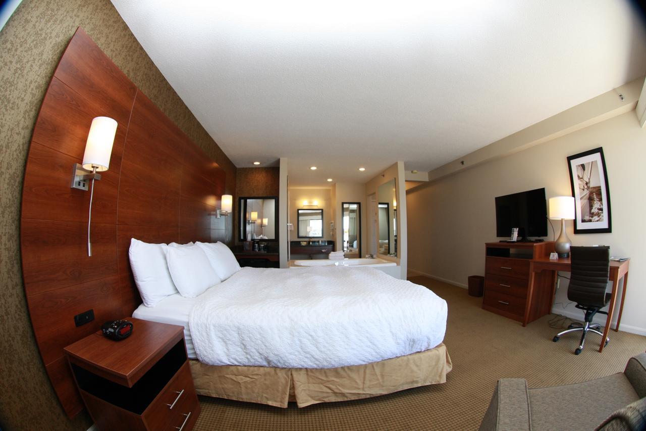Budget Host Inn & Suites Saint Ignace Esterno foto