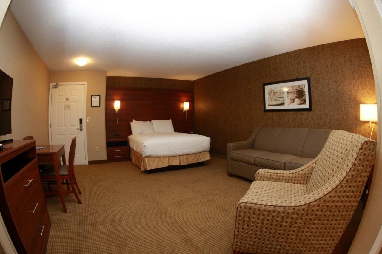 Budget Host Inn & Suites Saint Ignace Esterno foto